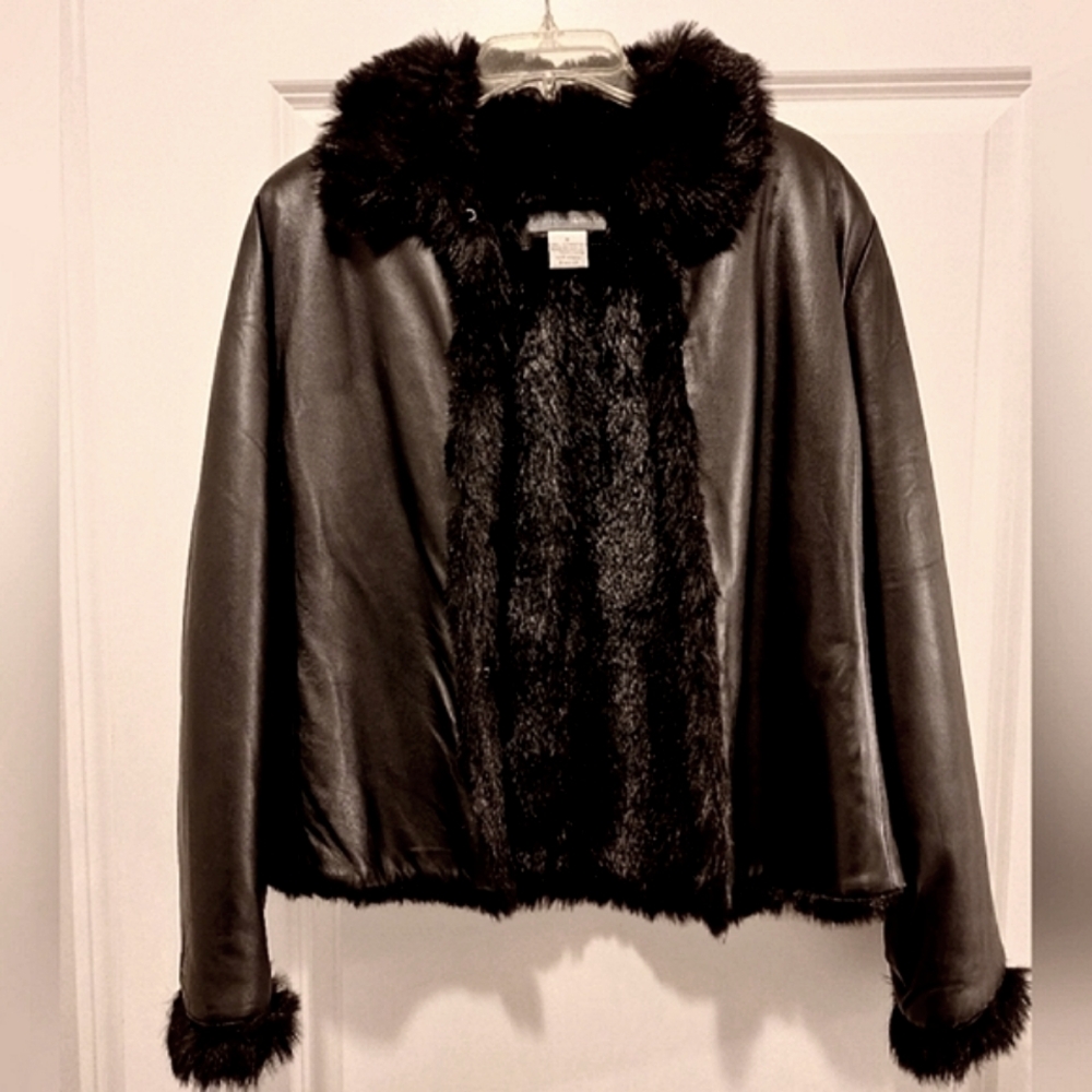 CLIFFORD & WILLS Black Genuine Super Soft Leather w/ Beautiful Black Faux Fur- 8
